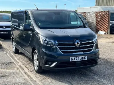 Used Renault Trafic 130 HP (95 kW) 2022 Grey MPV