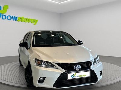 Used Lexus CT200h Sport Line 136 HP (100 kW) 2016 White/black Hatchback