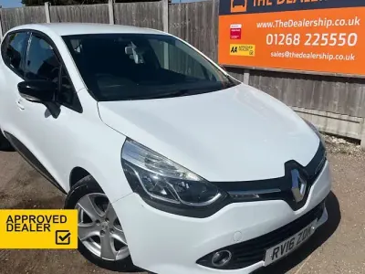Used Renault Clio Dynamique 73 HP (53 kW) 2016 White Hatchback