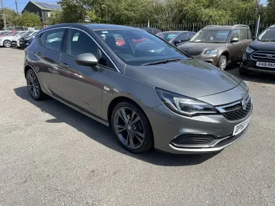 Used Vauxhall Astra SRi 200 HP (147 kW) 2019 Grey Hatchback