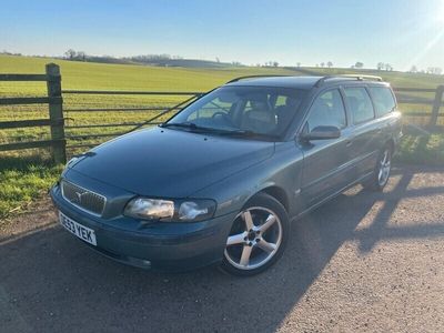 Used Volvo V70 SE 177 HP (130 kW) 2003 Green Estate