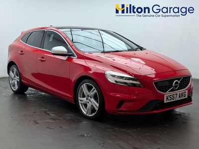 Used Volvo V40 R-Design Pro 152 HP (111 kW) 2017 Red Hatchback