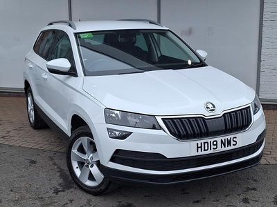Used Skoda Karoq SE 115 HP (84 kW) 2019 White SUV
