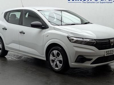 Used Dacia Sandero Essentiel 67 HP (49 kW) 2022 White Hatchback