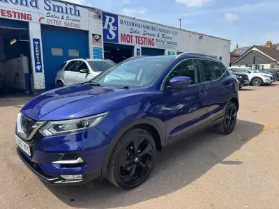 Used Nissan Qashqai Tekna 115 HP (84 kW) 2017 Blue SUV