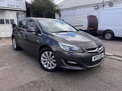 Used Vauxhall Astra Elite 165 HP (121 kW) 2013 Grey Hatchback