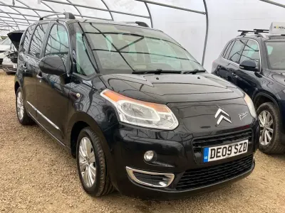 Begagnad Citroën C3 Picasso Exclusive 120 HK (88 kW) 2009 Svart Minibuss