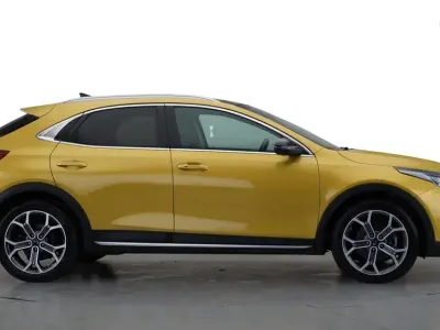 Used Kia XCeed First Edition 141 HP (103 kW) 2021 Yellow SUV