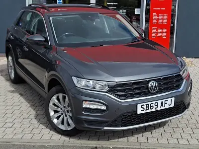 Used VW T-Roc SE 150 HP (110 kW) 2019 Grey SUV
