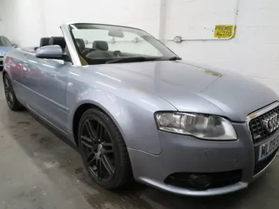 Begagnad Audi A4 Cabriolet Design 140 HK (102 kW) 2009 Silver Cab