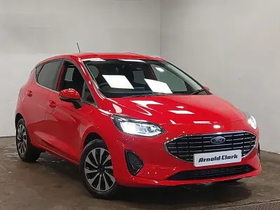 Usado Ford Fiesta Titanium 125 HP (91 kW) 2023 Vermelho Citadino