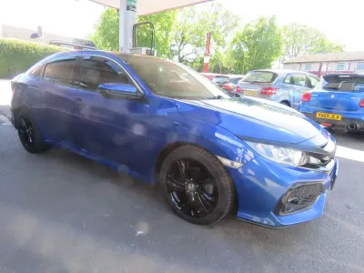 Begagnad Honda Civic EX 129 HK (94 kW) 2017 Blå Halvkombi