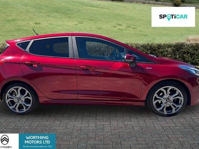 Begagnad Ford Fiesta ST-Line 94 HK (69 kW) 2021 Röd Halvkombi