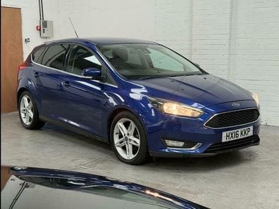 Used Ford Focus Titanium 120 HP (88 kW) 2016 Blue Hatchback