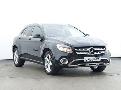 Mercedes GLA220