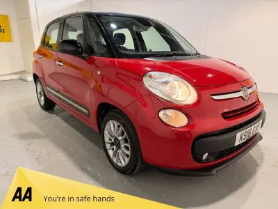 Used Fiat 500L Lounge 95 HP (69 kW) 2016 Red MPV