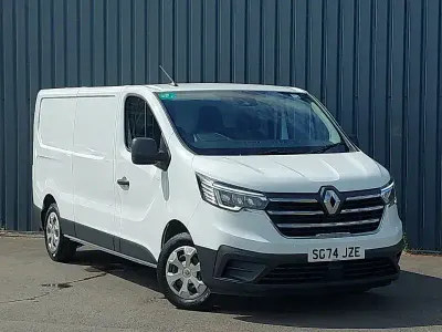 Used Renault Trafic 2024 White MPV
