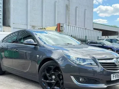 Used Vauxhall Insignia SRi 170 HP (125 kW) 2016 Grey Hatchback