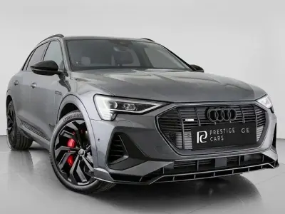 Używany Audi e-tron Black Edition 230 kW (313 KM) 2022 Szary SUV