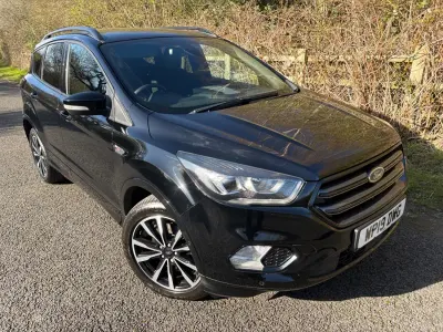 Second-hand Ford Kuga ST-Line 180 CP (132 kW) 2019 Negru SUV