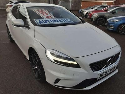 White Used 2017 Volvo V40 R-Design Pro Hatchback | £8,771 (Fair price)