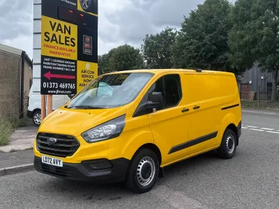 Used Ford Transit Custom 130 HP (95 kW) 2022 Yellow Van