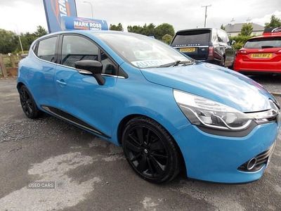 Blue Used 2015 Renault Clio IV Dynamique Hatchback | £6,695 (Fair price)