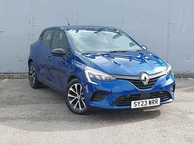 Used Renault Clio V Evolution 90 HP (66 kW) 2023 Blue Hatchback