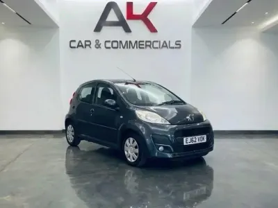 Second-hand Peugeot 107 Active 68 CP (50 kW) 2012 Gri Hatchback