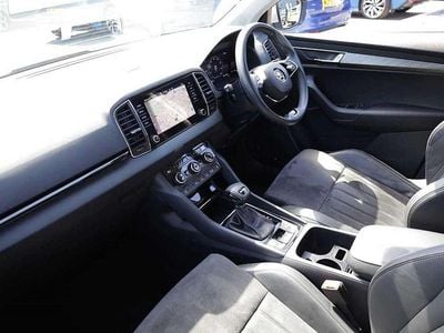 Używany Skoda Karoq SE L 150 KM (110 kW) 2023 Srebrny SUV