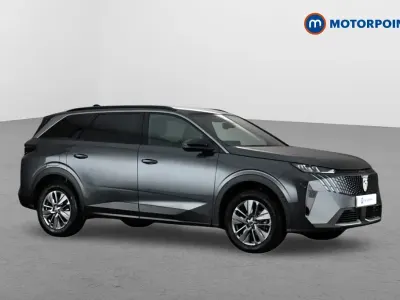Second-hand Peugeot 5008 Allure 145 CP (106 kW) 2025 Gri SUV