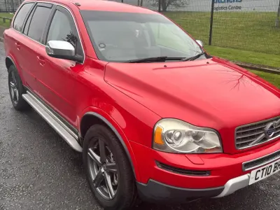 Usado Volvo XC90 R-Design 163 HP (119 kW) 2010 Vermelho SUV
