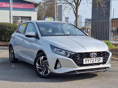 Used Hyundai i20 SE 100 HP (73 kW) 2022 Silver Hatchback