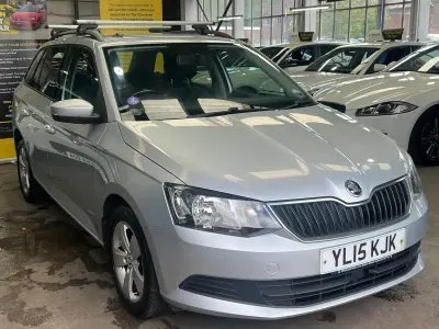 Używany Skoda Fabia SE 90 KM (66 kW) 2015 Srebrny Kombi