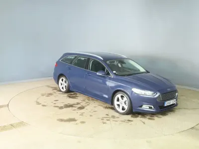 Begagnad Ford Mondeo Titanium 2016 Blå Kombi