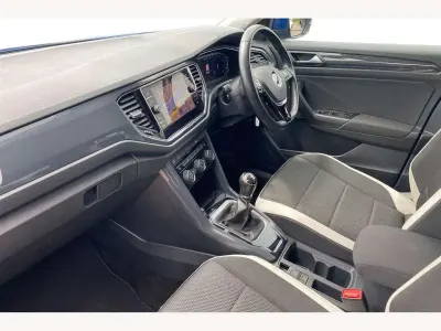 Used VW T-Roc SEL 150 HP (110 kW) 2020 Blue SUV