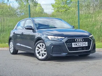 Używany Audi A1 Sport 110 KM (80 kW) 2022 Szary SUV