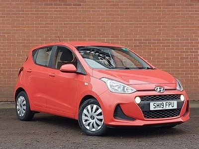 Used Hyundai i10 SE 66 HP (48 kW) 2019 Red Hatchback