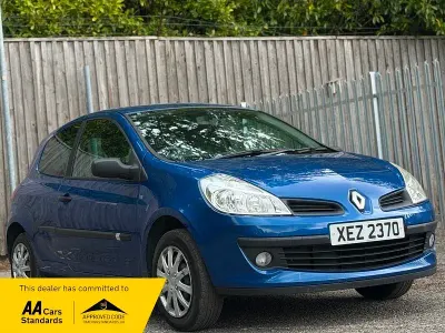 Used Renault Clio Extreme 2009 Blue Hatchback