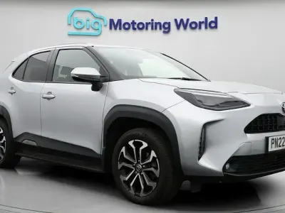 Usata Toyota Yaris Hybrid Design 116 CV (85 kW) 2026 Station wagon