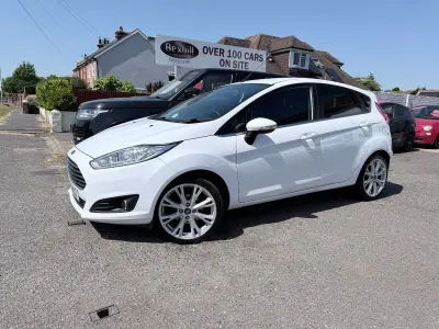 Used Ford Fiesta Titanium 2016 White Hatchback