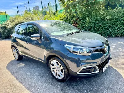 Used Renault Captur Dynamique 90 HP (66 kW) 2016 Blue SUV