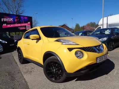 Begagnad Nissan Juke Tekna 110 HK (80 kW) 2015 Gul SUV