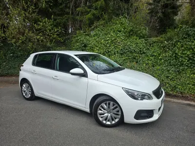 Used Peugeot 308 Access 110 HP (80 kW) 2017 White Hatchback