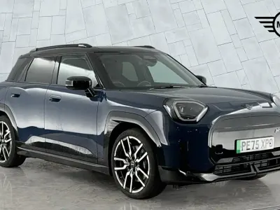 Usado Mini Aceman 158 kW (215 HP) 2025 Azul SUV
