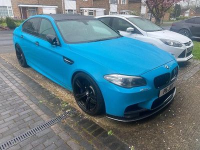 Second-hand BMW M5 M Sport 720 CP (529 kW) 2014 Albastru Berlinǎ