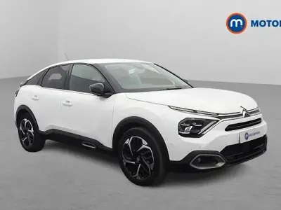 Begagnad Citroën C4 PureTech 131 HK (96 kW) 2022 Vit Halvkombi