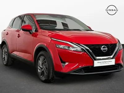 Used Nissan Qashqai Acenta Premium 138 HP (101 kW) 2023 Red SUV
