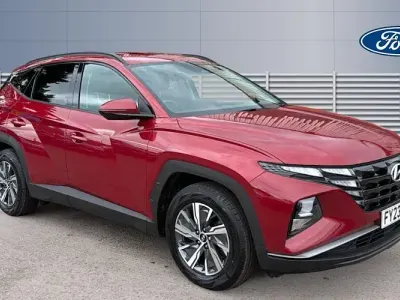 Used Hyundai Tucson SE 150 HP (110 kW) 2023 Red SUV