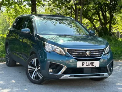 Second-hand Peugeot 5008 Allure 120 CP (88 kW) 2018 Verde SUV